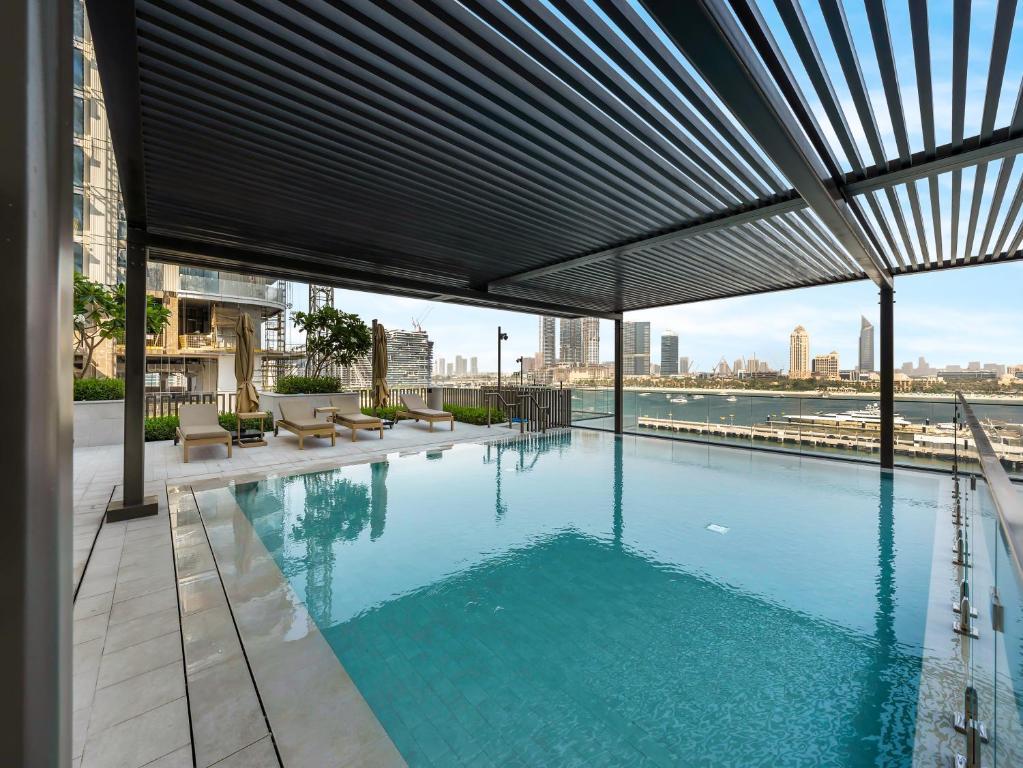 Palm Views in NEW Palace Beach Residence