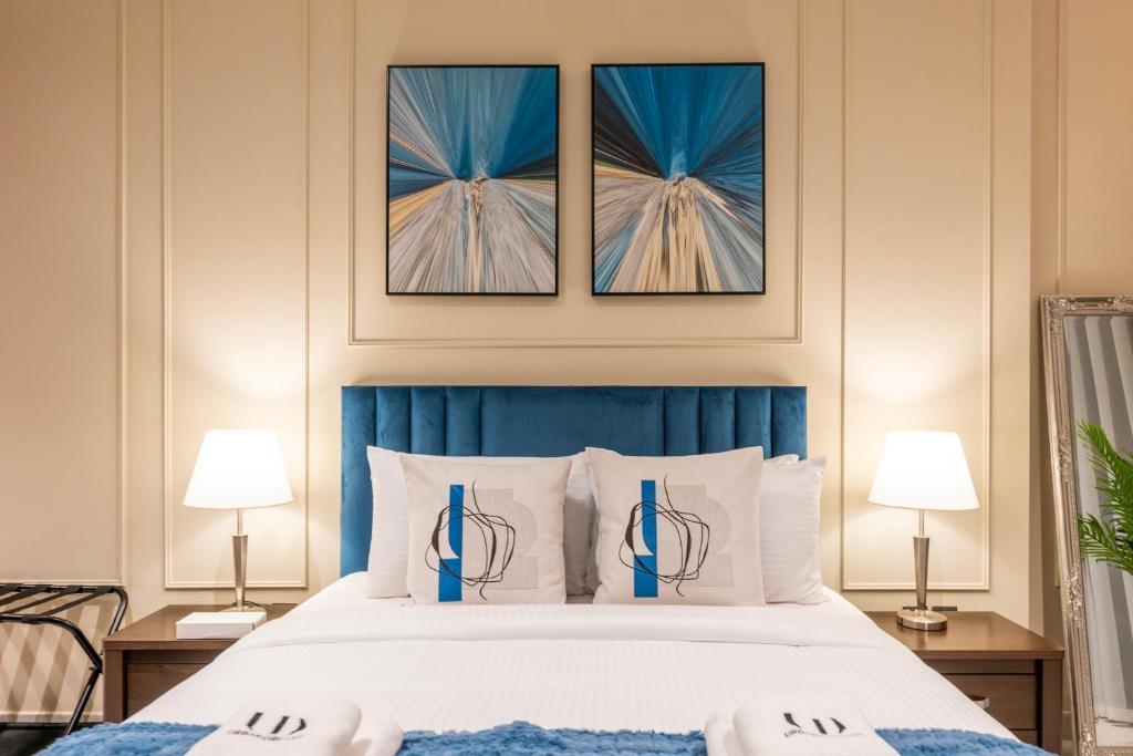 Modern 1 bedroom with Direct Marina Access