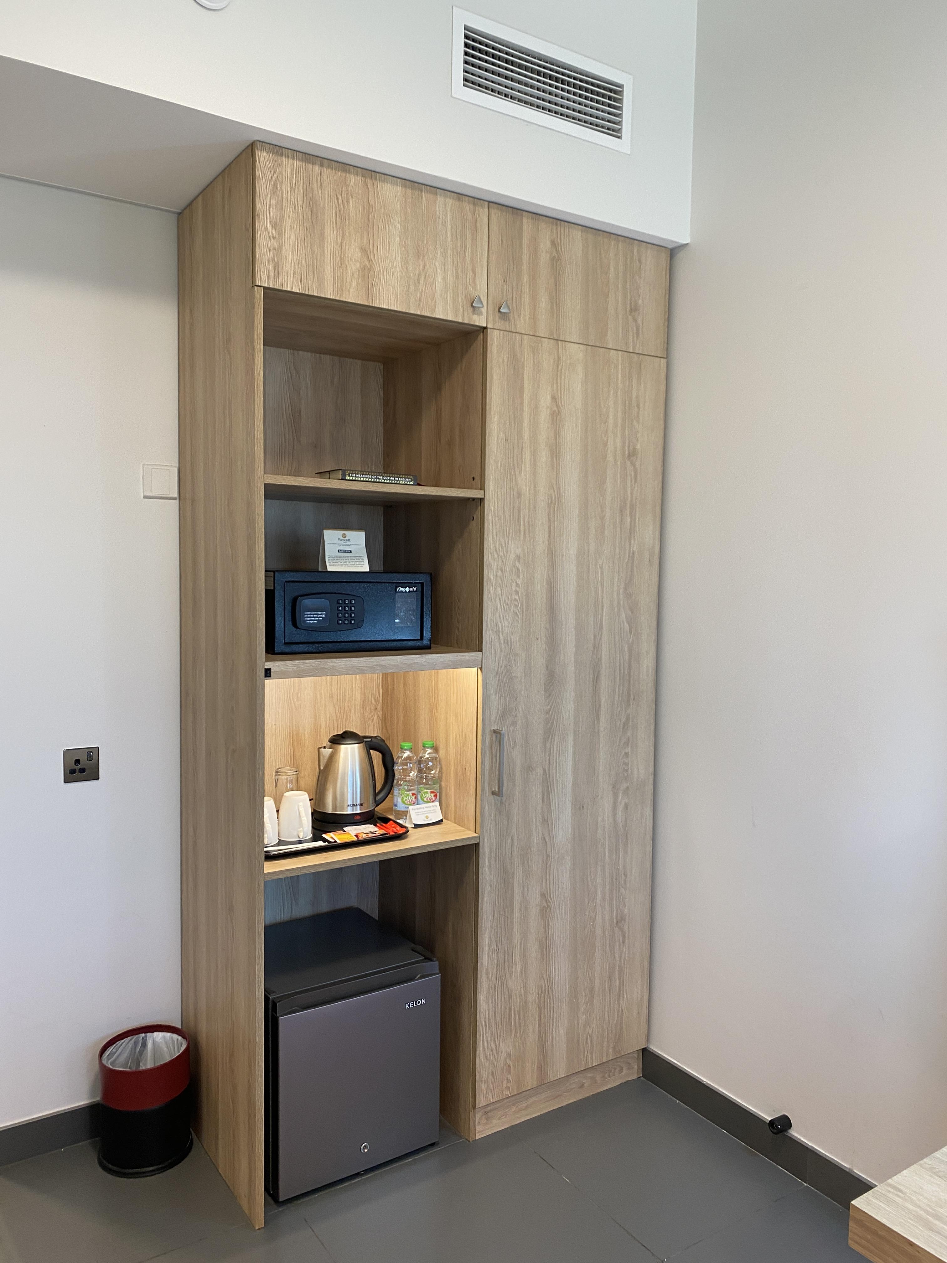 Best family friendly high quality hotel room in al ghubaiba bur dubai