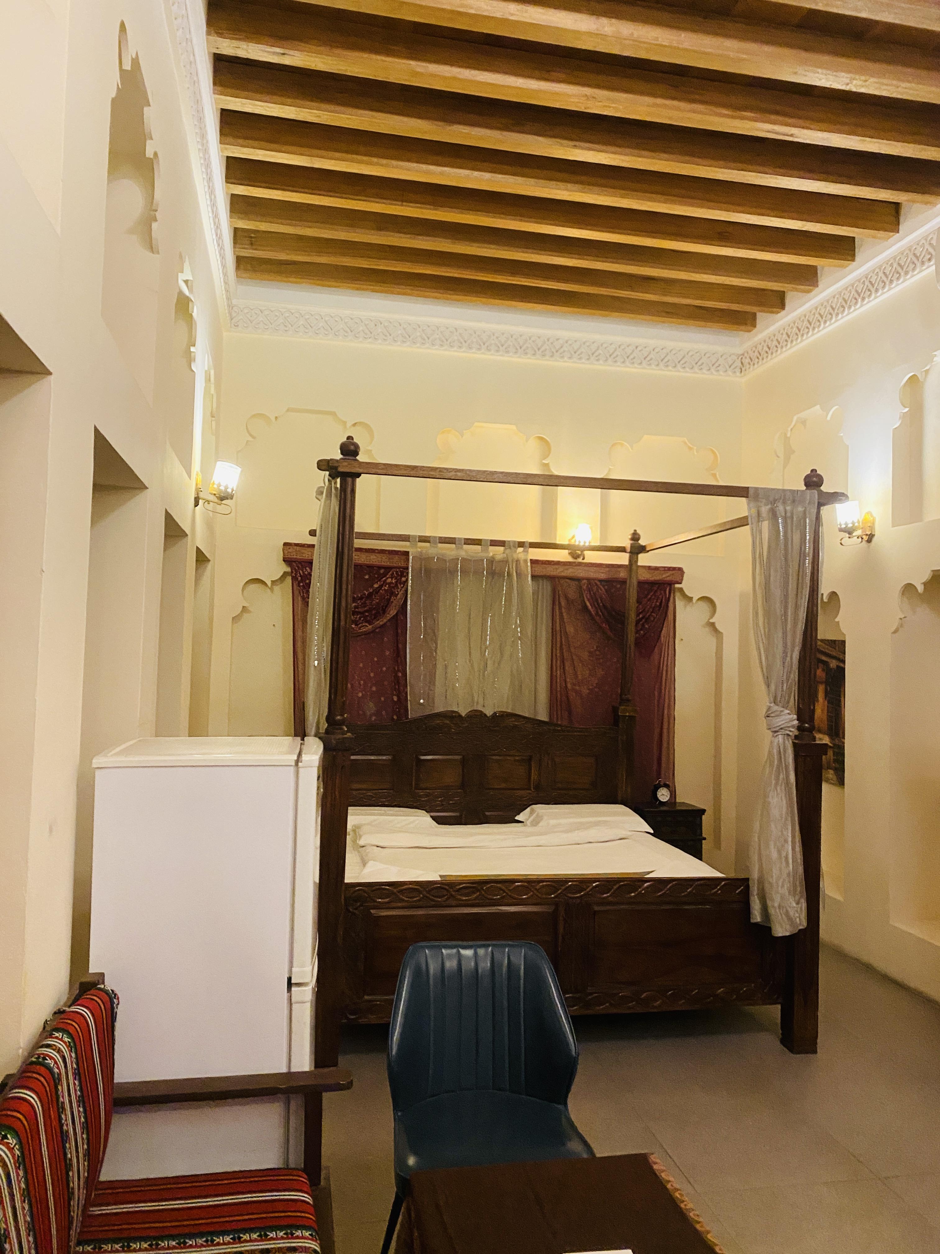 Experience Traditional Charm at Heritage Guest House – Dubai
